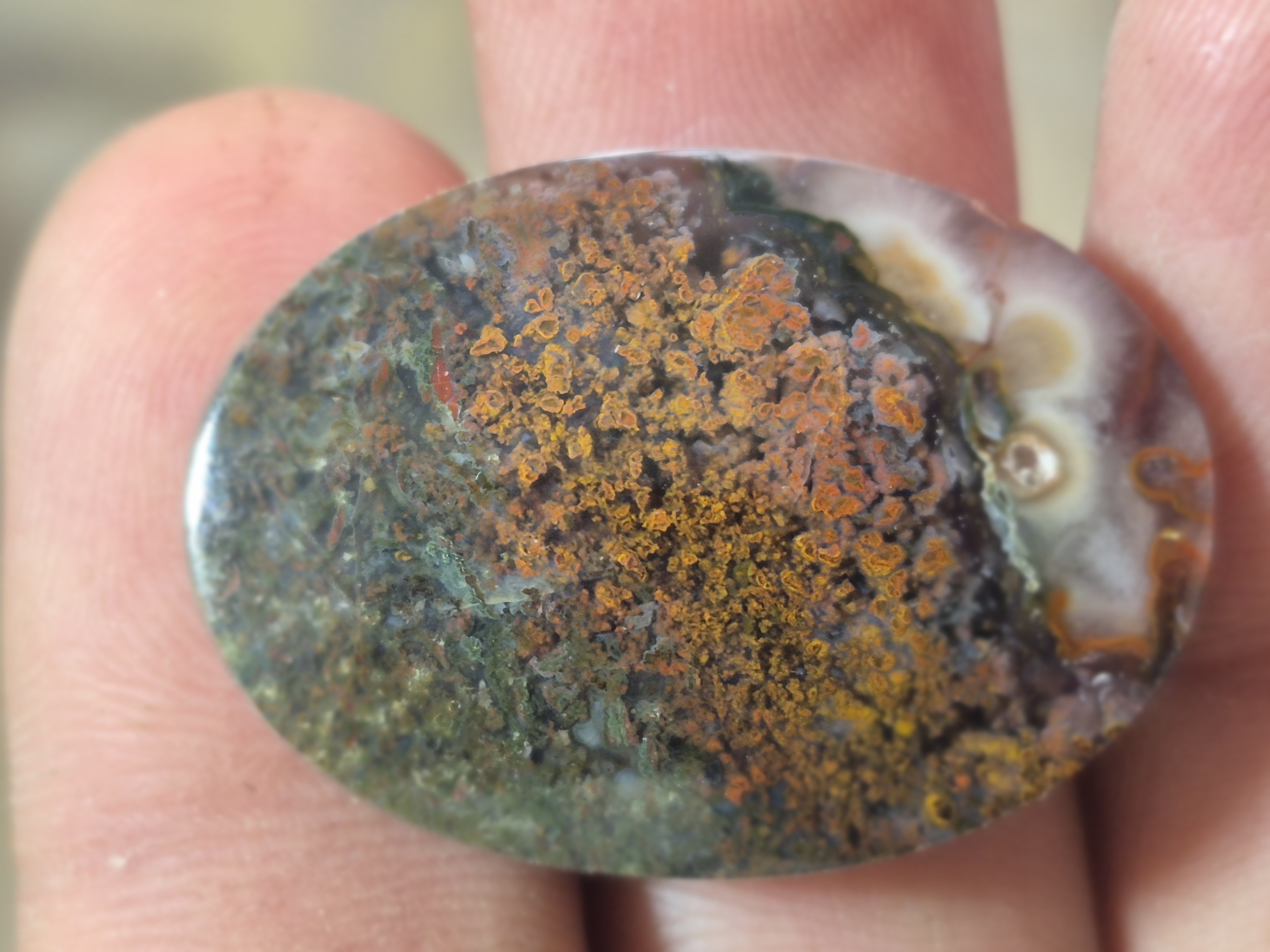 عقیق پاییزه سایز مدالی