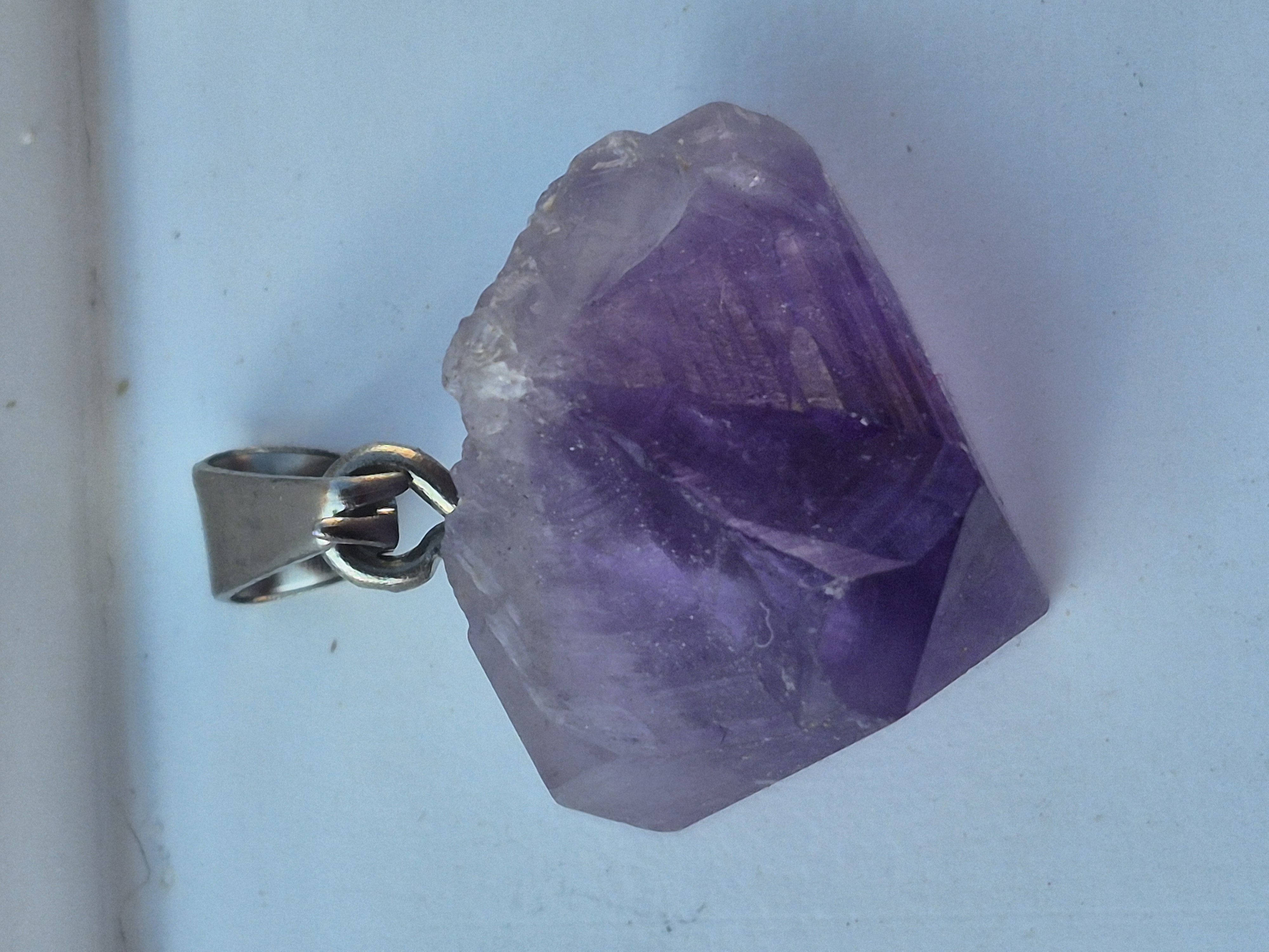 گردن آویز بلور آمیتیست